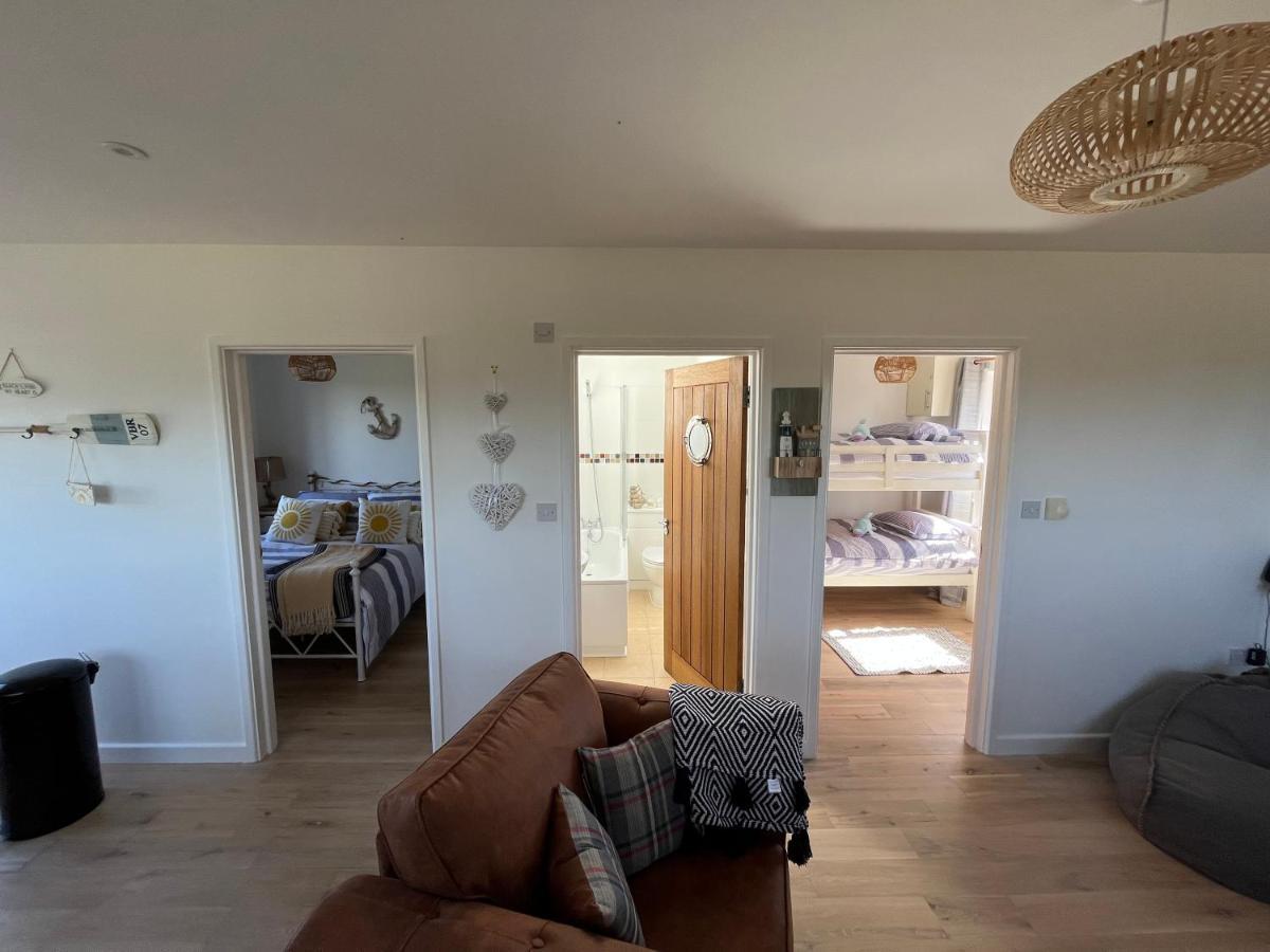 Oak Valley Lodges & Camping Pett 외부 사진
